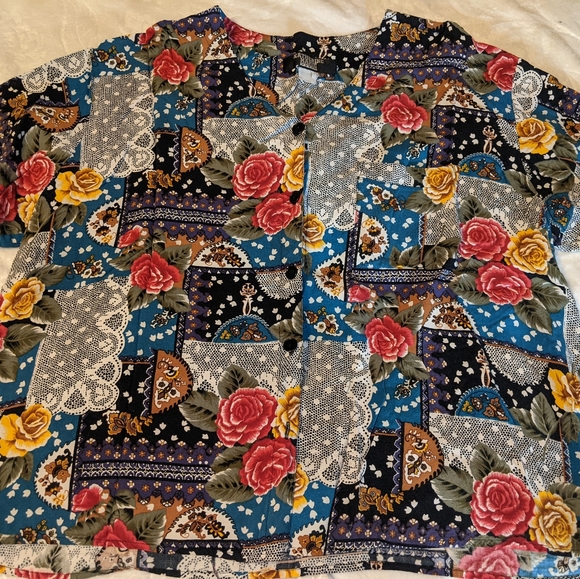 Women's button down - Picture 3 of 4